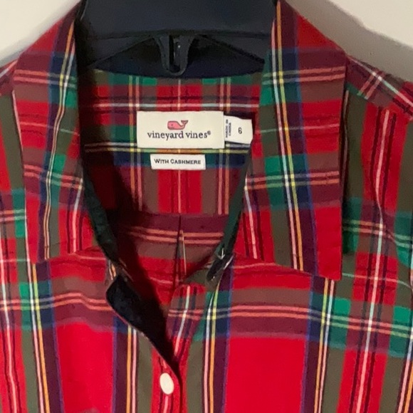 Vineyard Vines women’s Plaid Casual Shirt - Picture 2 of 11